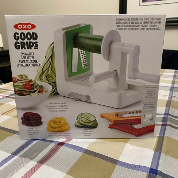OXO Spiralizer - Picture 2 of 3